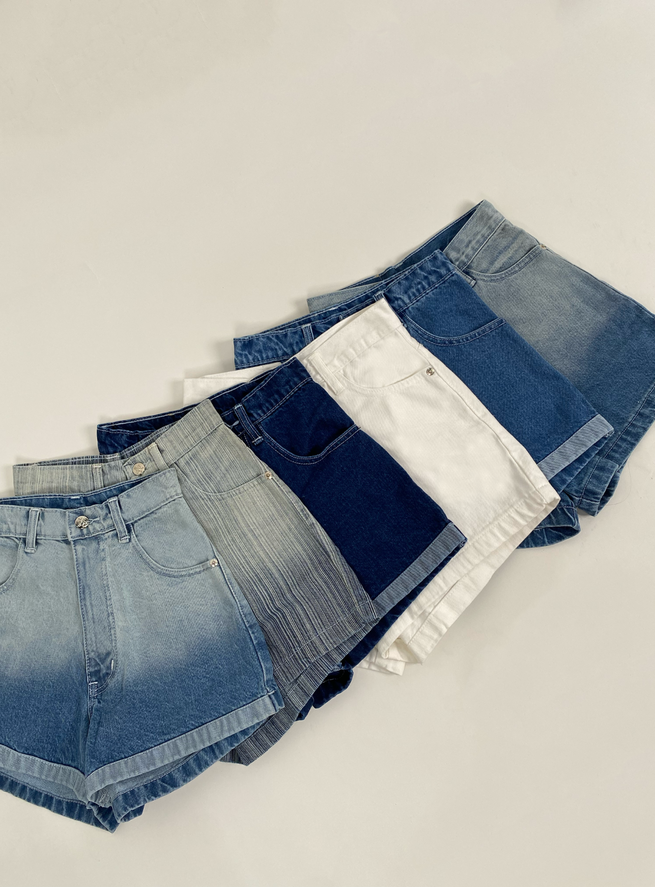 Classic Denim Shorts 01